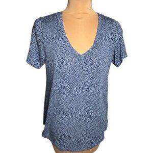 Athleta Breezy V-Neck Tee Blue Leopard Print Short Sleeve Top Small